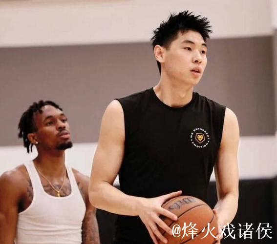 崔永熙发展联盟惊艳表现:三分8投4中,砍下14分4板2助3断2帽 崔永熙发展联盟惊艳表现:三分8投4中,砍下14分4板2助3断2帽